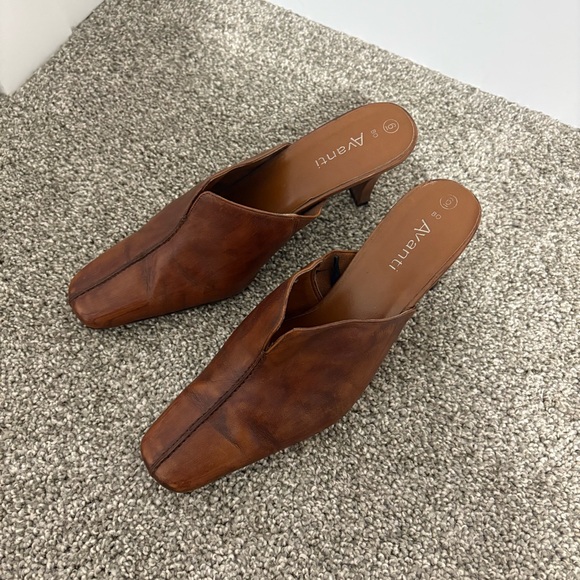 Avanti Y2K Brown Vegan Leather Square Toe Mules Kitten Low Heels Women's Size 6 - Picture 3 of 16